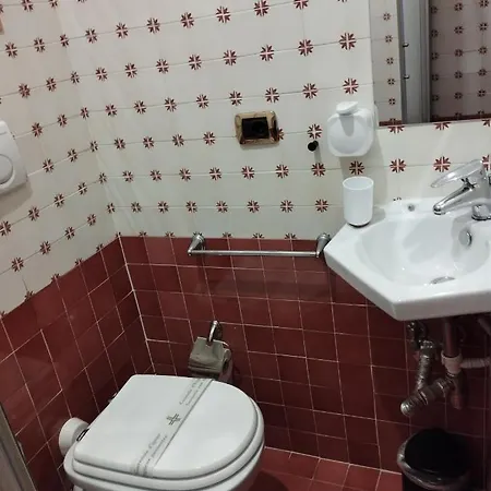 19 Vatican Pensionat 4*